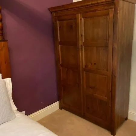 Rowrah Hall Guest House